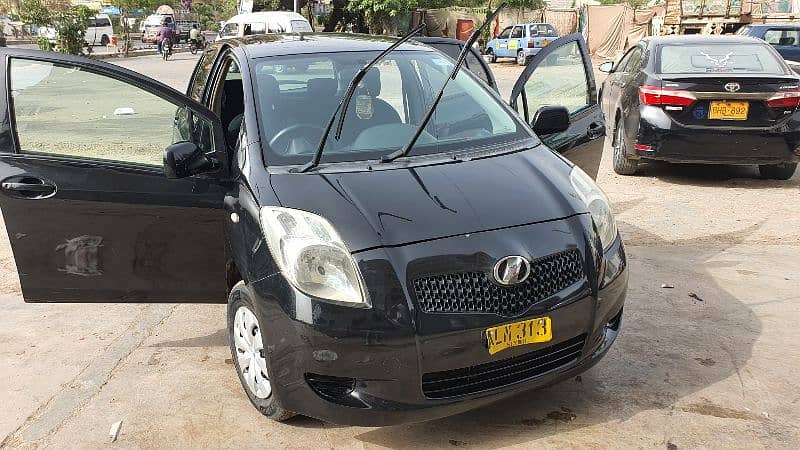 Toyota Vitz 2005 4