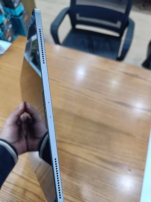 ipad pro M1 12.9 inches 03258927017 only Whatsapp 1