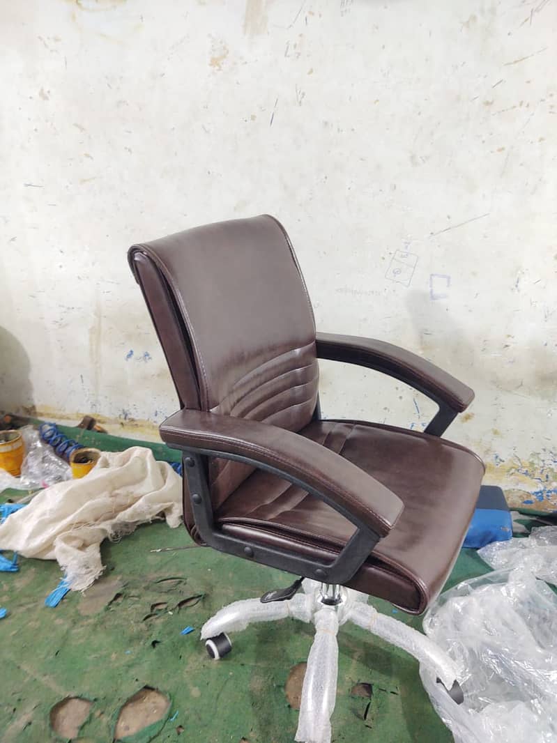 Computer Chairs/Revolving Office Chairs/Staff Chairs/Visitor Chairs 2