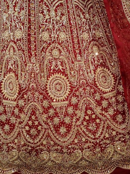 bridal lengha for sale with free jewellery 7