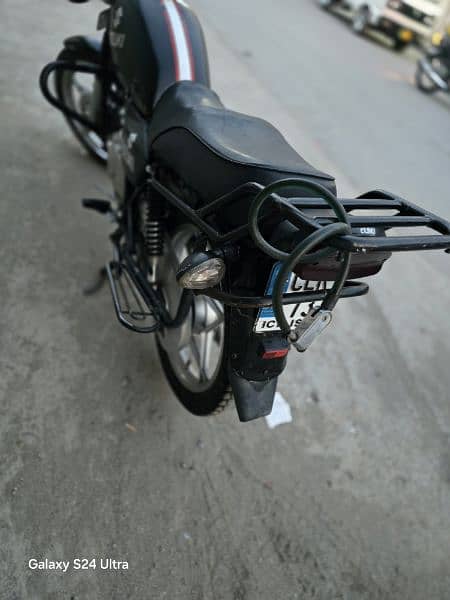 Suzuki 150 SE 4