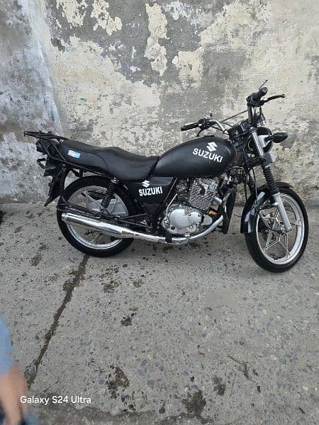 Suzuki 150 SE 9