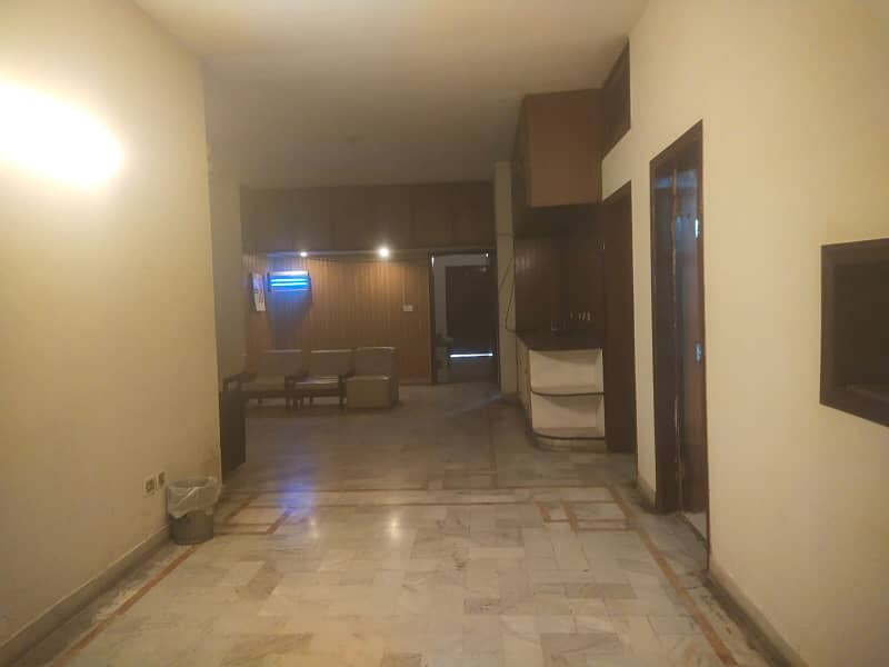 1 Kanal House (Single Story) 3 Bed Tv Lounge Available for Rent in DHA Phase 1 1