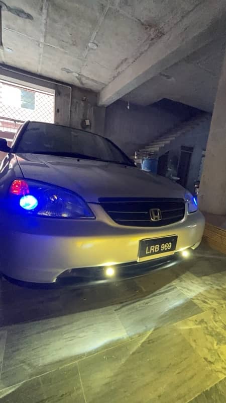 Honda Civic EXi 2002 1