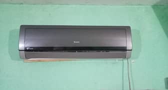 G10 Gree DC Inverter 1 Ton (Not Repair)