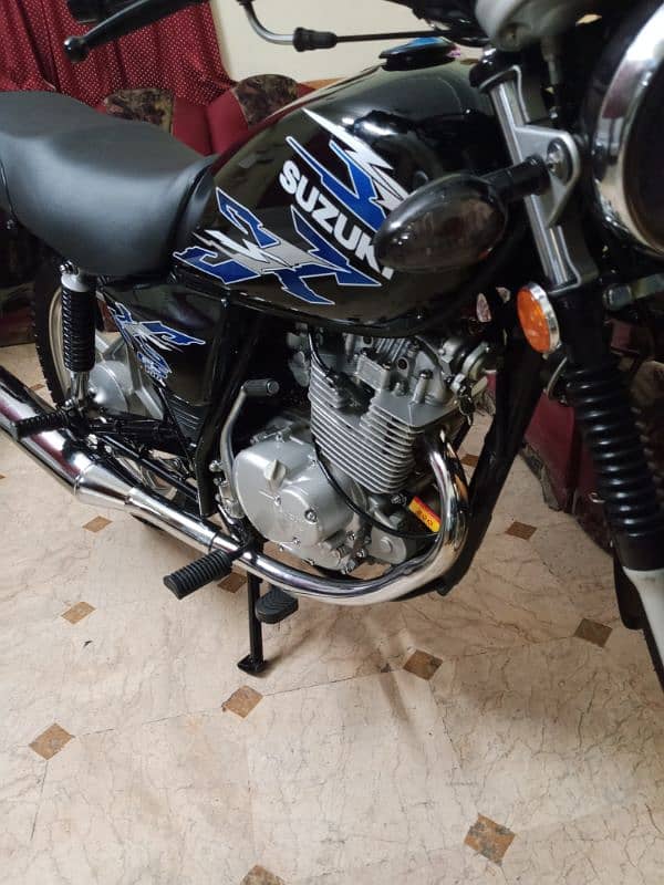 Suzuki Gs 150 Se 2022 6