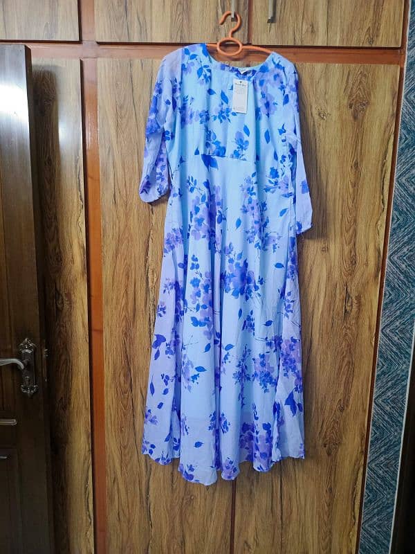 new frock not wore at all! length: 54 0