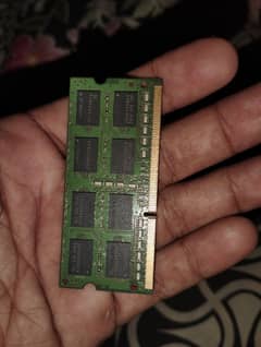 DDR3 8GB LAPTOP RAM SLIGHTLY USED