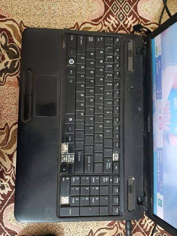 Toshiba Satellite c655 core i3 2nd gen 2.3 Gz and 4gb RAM 2