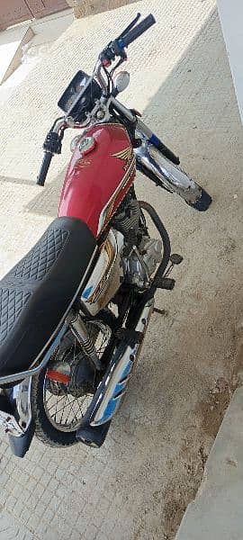 honda 125 self start achy gari hai 2