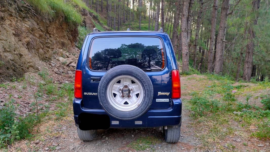 Suzuki Jimny 2011 11