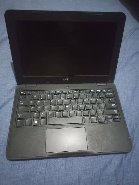 Dell Latitude 3190 0