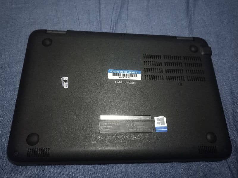 Dell Latitude 3190 5