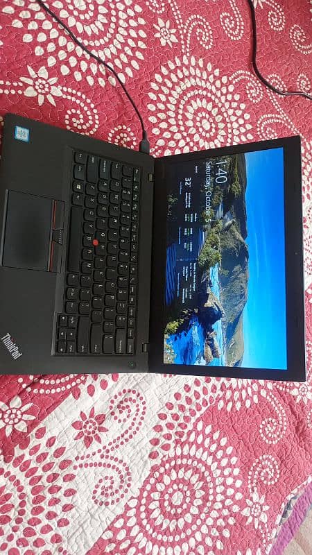 Lenovo i5 6th Generation Laptop for Sale 3