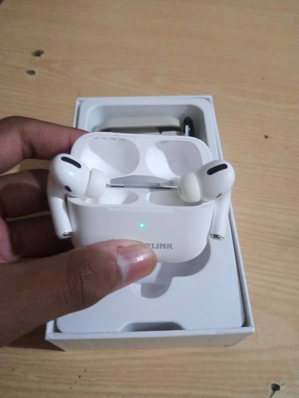 Interlink Airpods Pro 5