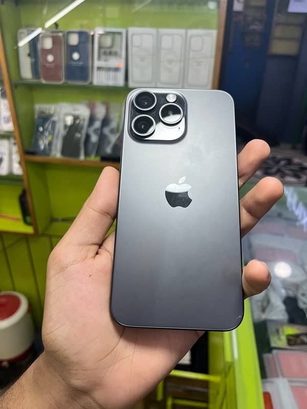 IPHONE 15 PRO MAX 512 PTA APPROVED 5