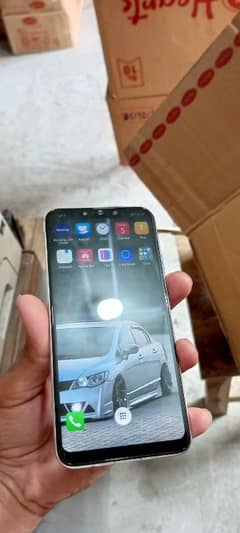 Huawei nova3i       4/128 0