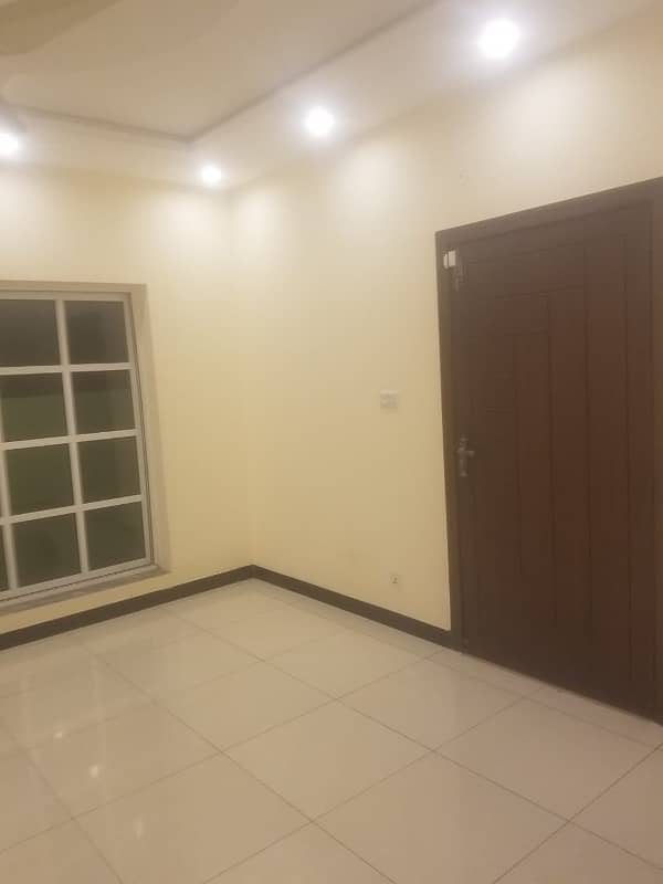 House for rent in phase 3 bahria town Rawalpindi 3