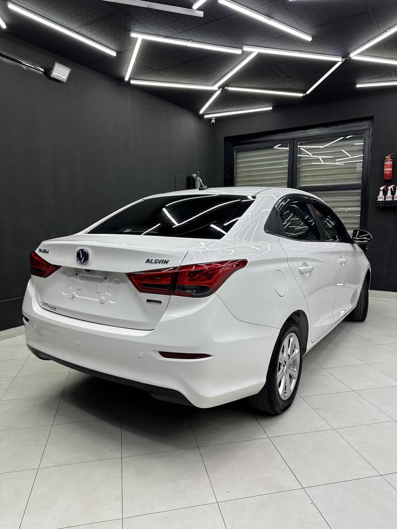 Changan Alsvin 2022 Lumier 1.5 1