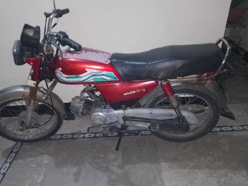 Honda CD 70 4