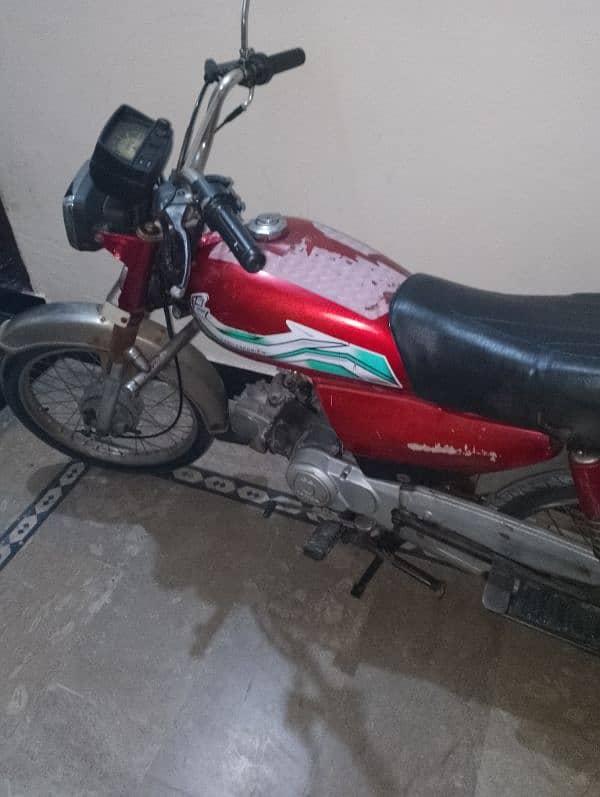 Honda CD 70 6