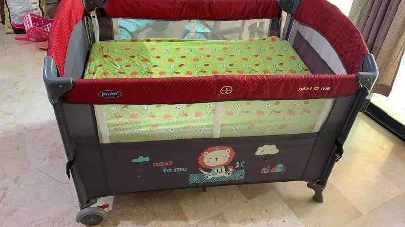 Baby cot Used like new 2