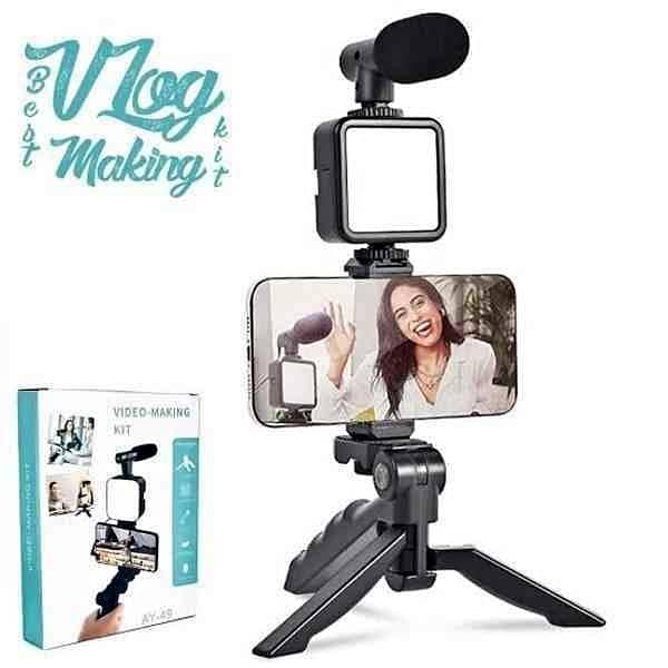 Video-Making Vlogging Kit With Microphone 1