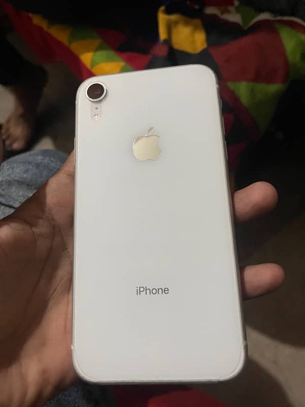 iphone xr 1