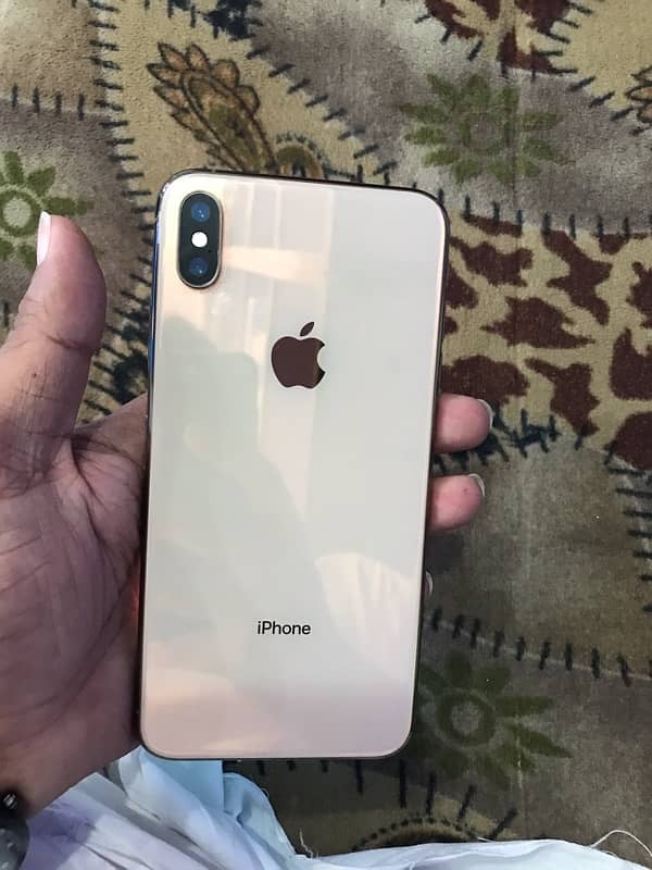 iphone xs max 1