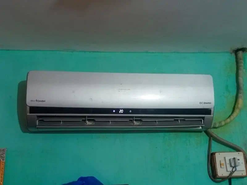 Orient DC inverter heat and cooling 0