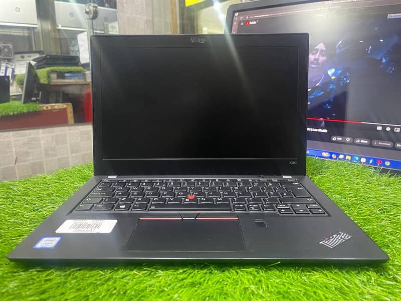 Lenovo Thinkpad X280  (0322-8832611) 4