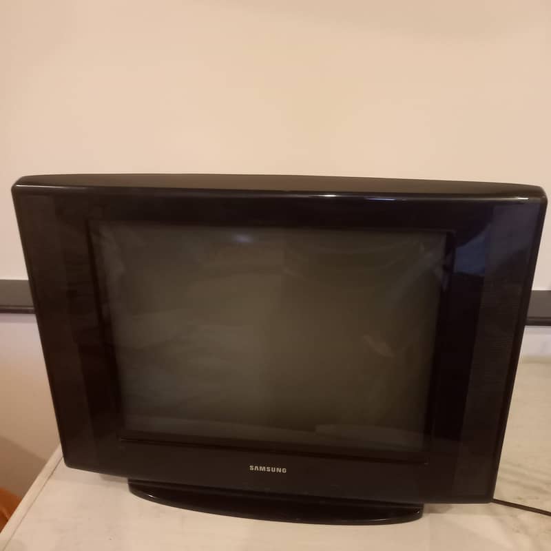 Flat Screen 29 inches Samsung Double Speaker TV 1