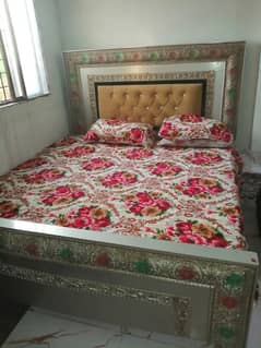 KING SIZE BED