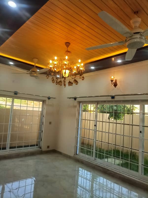 Kanal 6 bedroom house for rent in phase 7 bahria town Rawalpindi 1