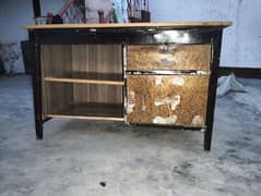 office used Table for sale in Good Condition