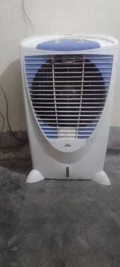 air cooler boht acha h m ne a. c Lena ha ic Leye  sail kr Ra hon