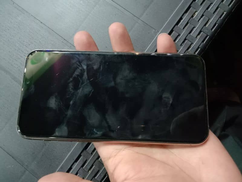 Iphone 11 pro 256GB Non PTA MDM 2