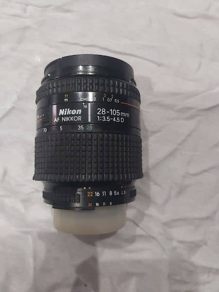 Nikon AF 28-105 mm  f 3.5 - 4.5 0