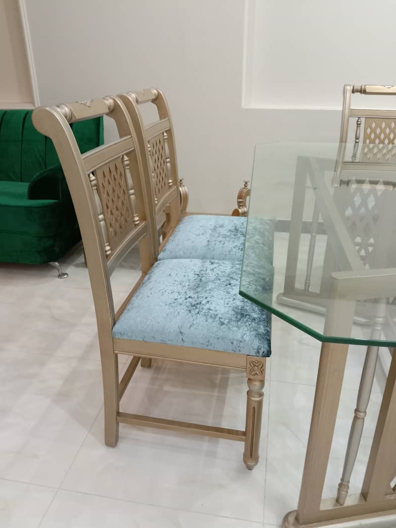 Dinning table for sale 3