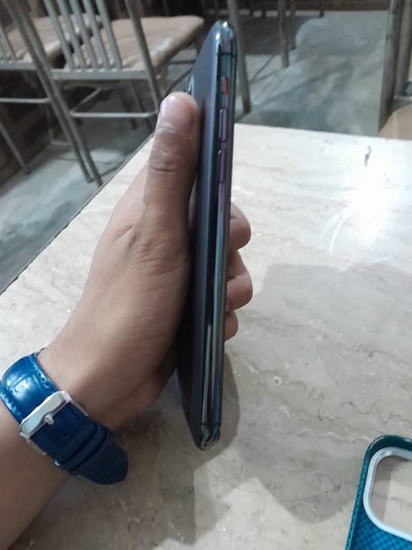 iphone 11 pro max 256GB 4