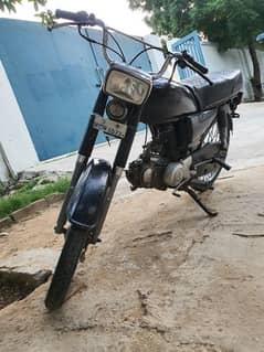 Honda CD bike hai 1976 Model Hai 25 se km waly rabta na karn 0