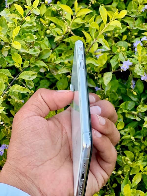 iPhone XS Nonpta 5