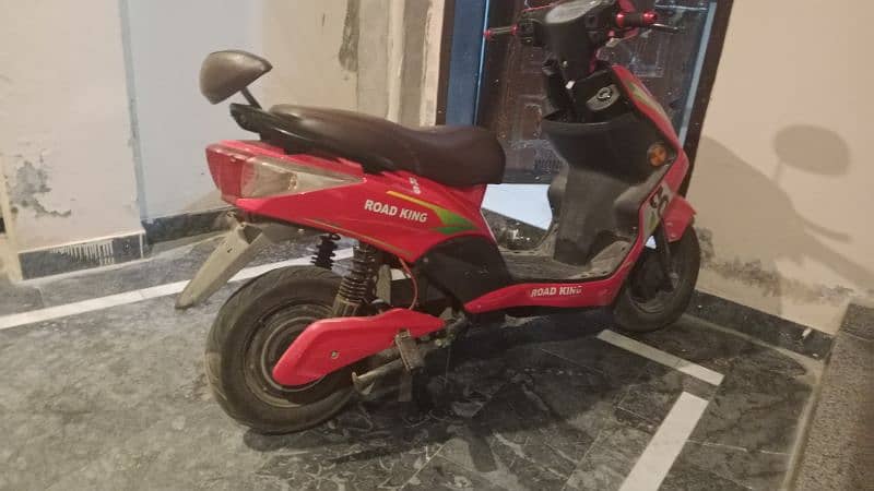 Aoa sale karni Hai scooty bohat achi Chal rehi hai 0