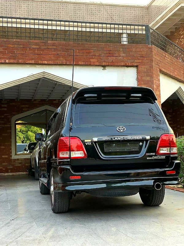 Toyota Land Cruiser 2005 5