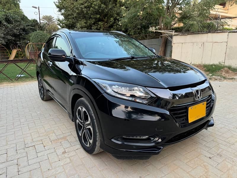 Honda Vezel 2016 Z Hybrid 1