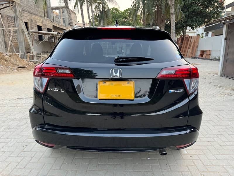 Honda Vezel 2016 Z Hybrid 6