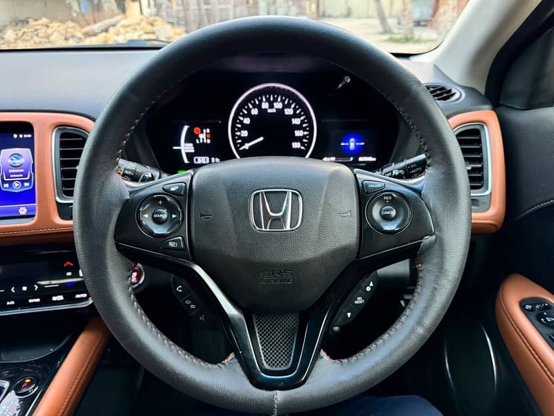 Honda Vezel 2016 Z Hybrid 15