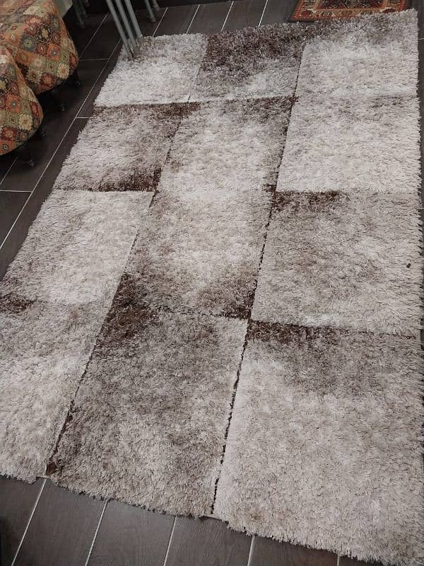 furry rug for lounge or drawing room 3