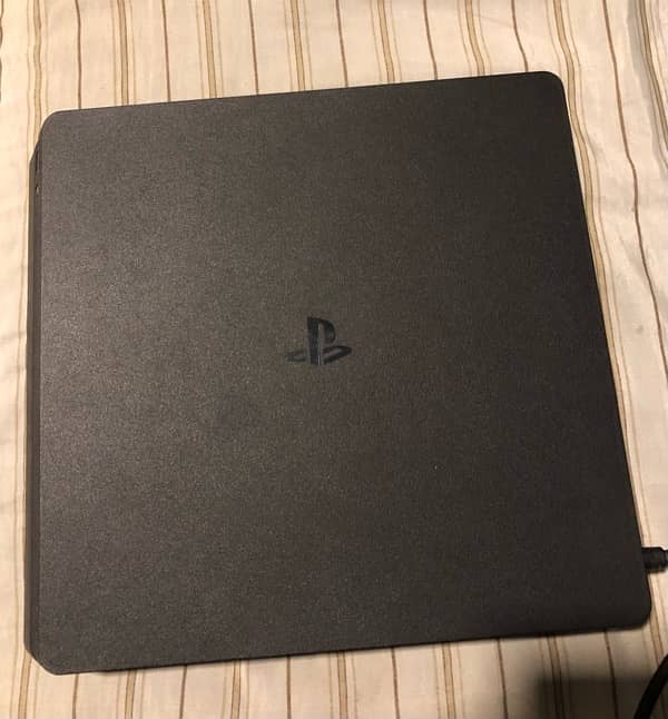 Used PS4 Slim 500 GB *Not sealed* 1