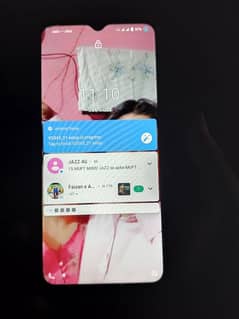 vivo y20 new condition hai one hand use hai deba charger be 0